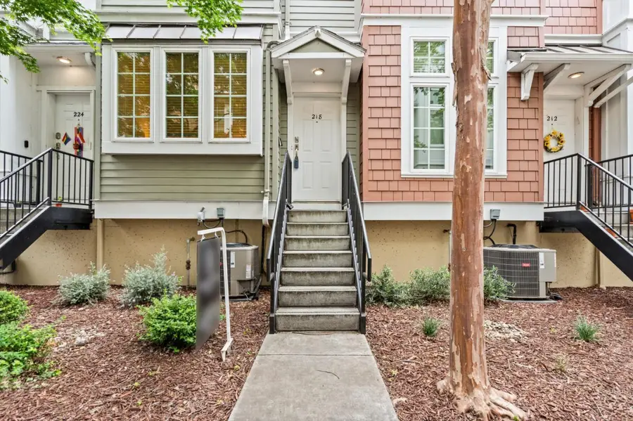 218 Grayson Terrace, San Jose, CA 95126 - Image #3