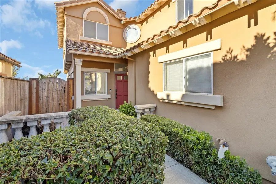 949 Nantucket Boulevard  #11, Salinas, CA 93906 - Image #3