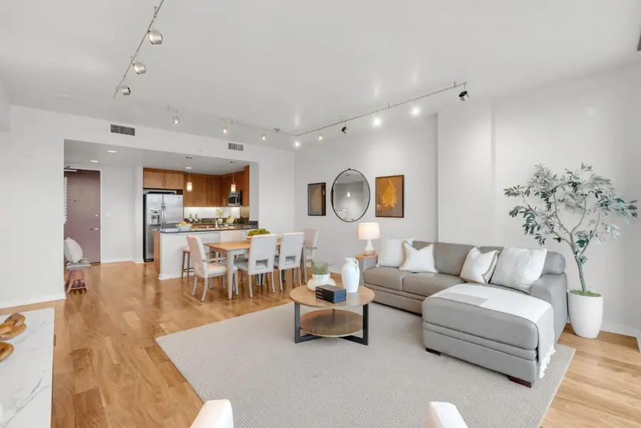 38 Almaden Boulevard  #1805, San Jose, CA 95110 - Image #3