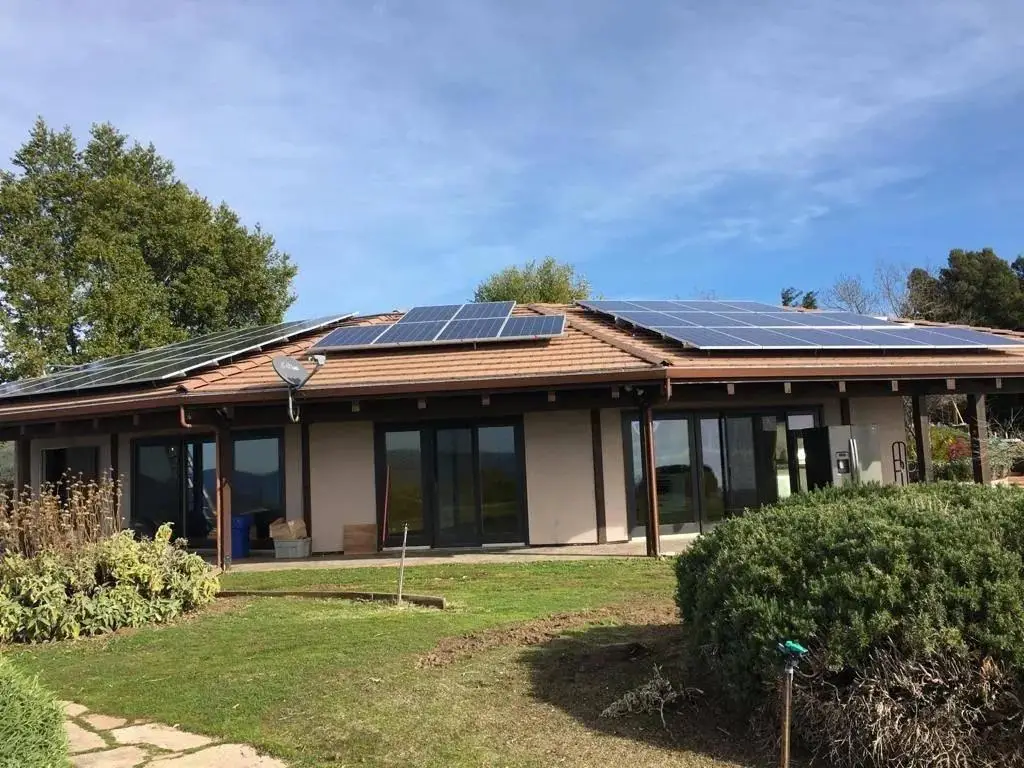 25300 Loma Prieta Avenue, Los Gatos, CA 95033 - Image #1