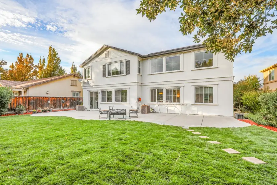 310 Ashlee Avenue, Mountain House, CA 95391 - #3