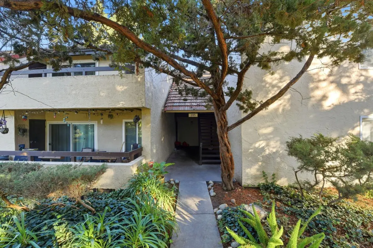 285 Tradewinds Drive  #6, San Jose, CA 95123 - Image #1