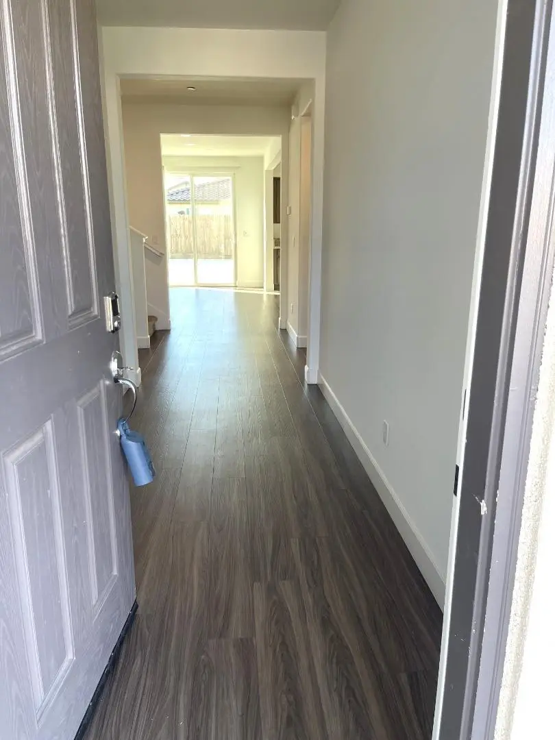 401 Manuel Court, Los Banos, CA 93635 - Image #2