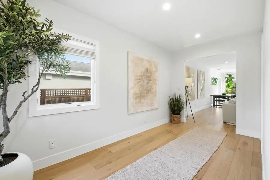 1129 Clovelly Lane, Burlingame, CA 94010 - Image #3