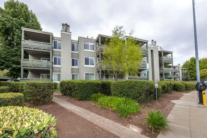 4008 Farm Hill Boulevard  #102, Redwood City, CA 94061 - Image #1