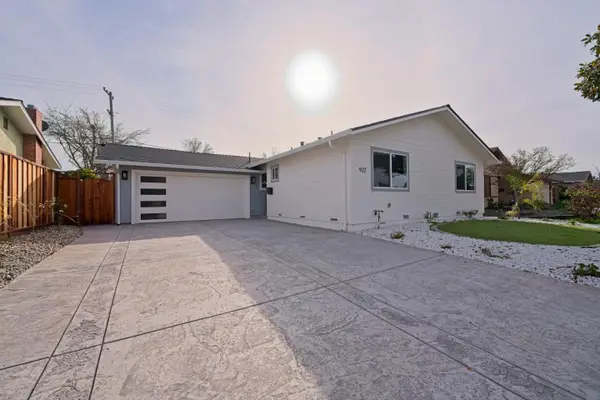 922 Iris Avenue, SUNNYVALE, CA 94086