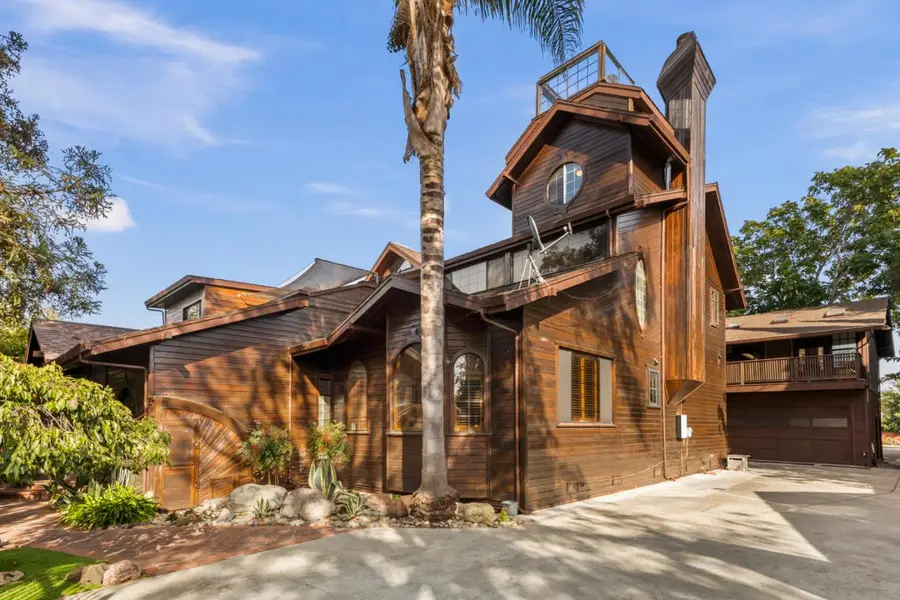 2216 Clarke Avenue, East Palo Alto, CA 94303 - #2