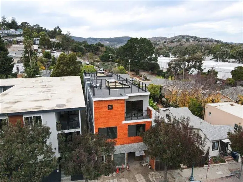 18 Visitacion Avenue, Brisbane, CA 94005 - Image #1