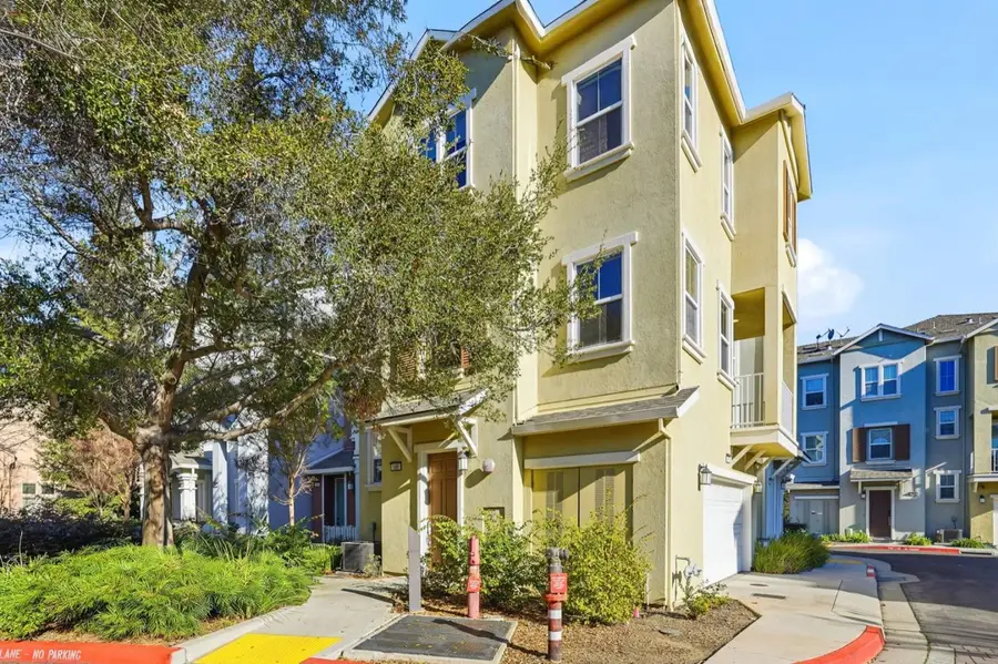 189 Bedford Loop, Mountain View, CA 94043 - #2