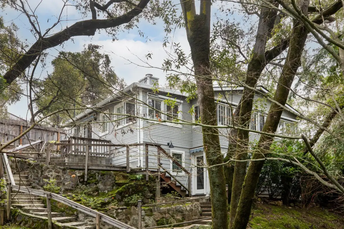 240 Glenwood Avenue, Woodside, CA 94062 - Image #1