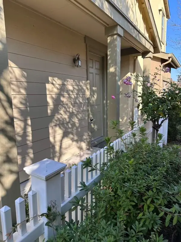 238 Peppermint Tree Terrace  #5, Sunnyvale, CA 94086