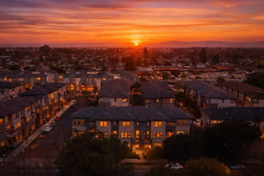 925 De Guigne Drive  #4, Sunnyvale, CA 94085 - #2