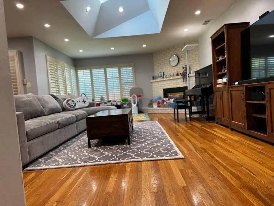 1054 Savannah Drive, San Jose, CA 95117 - Image #2