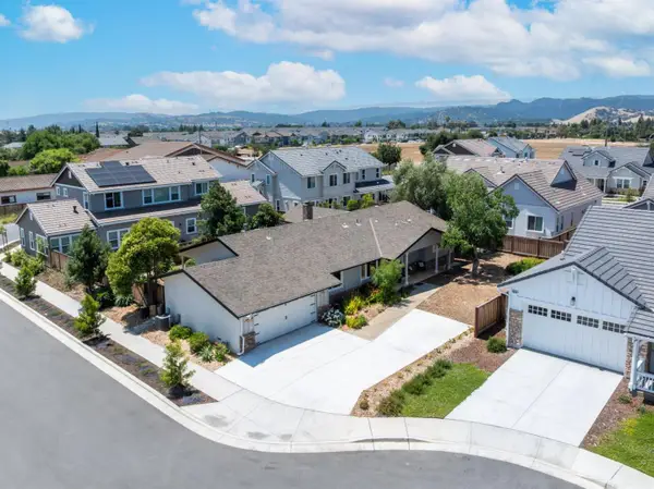 16925 Burgundy Lane, MORGAN HILL, CA 95037