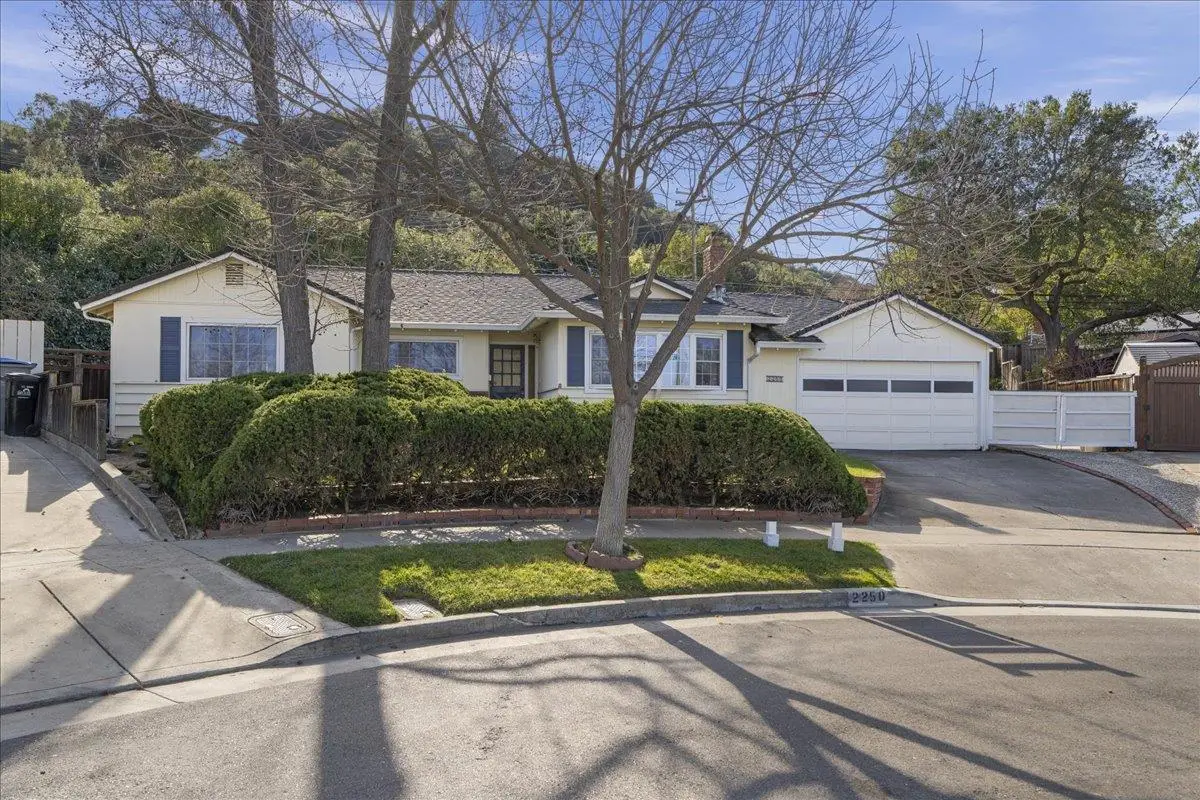 2250 Blossom Crest Way, San Jose, CA 95124 - Image #1