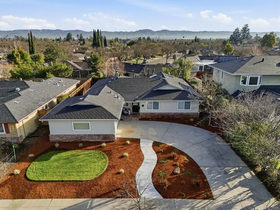 2864 Nicholas Drive, San Jose, CA 95124 - Image #2