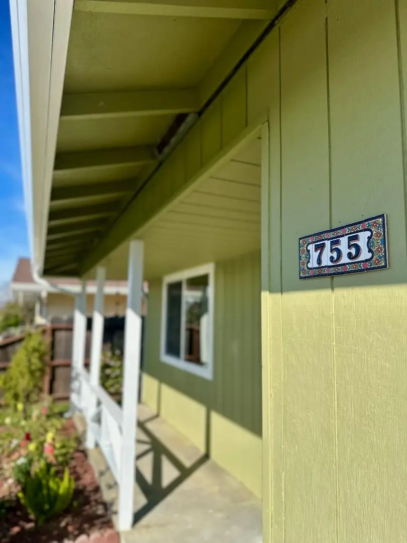 755 Pino Way, Salinas, CA 93905 - Image #3