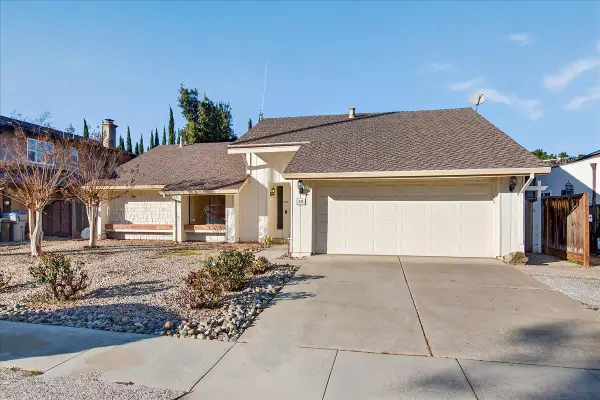 80 Cyclamen, SAN JOSE, CA 95111