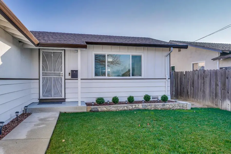 961 Lambaren Avenue, Livermore, CA 94551 - Image #3