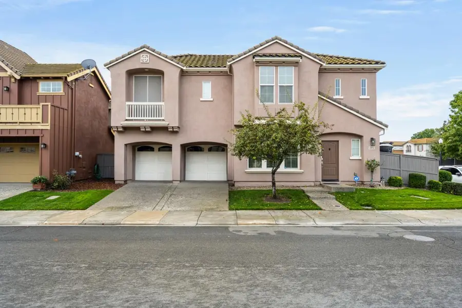 2372 Donner Pass Avenue, Sacramento, CA 95835 - #2