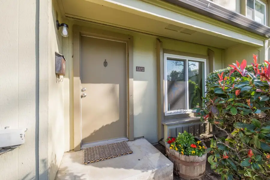 2005 Quadros Lane, San Jose, CA 95131 - Image #2