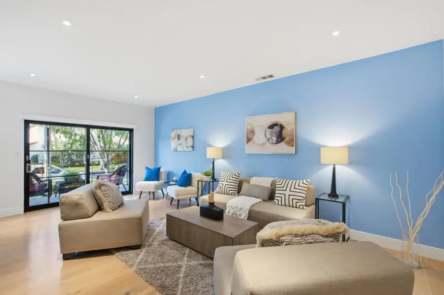 1326 Hoover Street  #5, Menlo Park, CA 94025 - Image #2