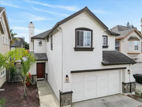 1960 Bradbury Street, SALINAS, CA 93906