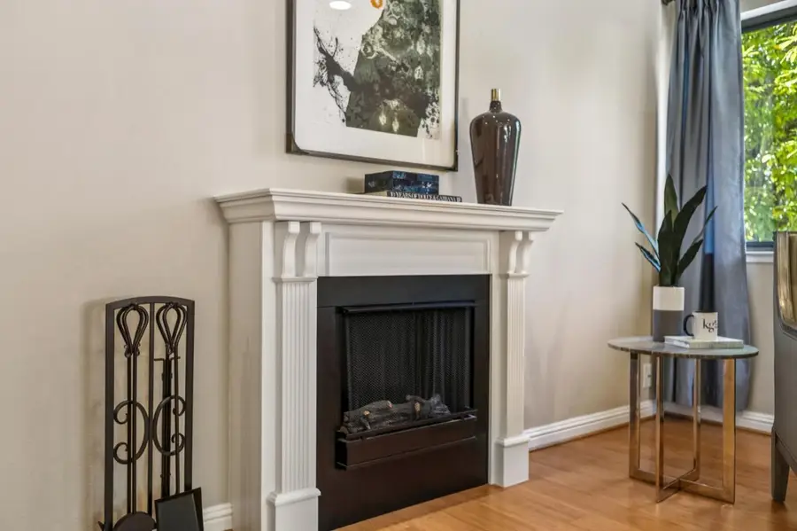 1115 Continentals Way  #203, Belmont, CA 94002 - #3