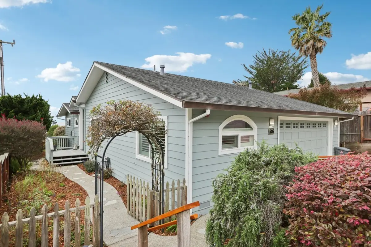 696 Francisco Street, El Granada, CA 94018 - #1