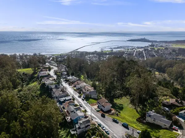 563 El Granada Boulevard, EL GRANADA, CA 94018