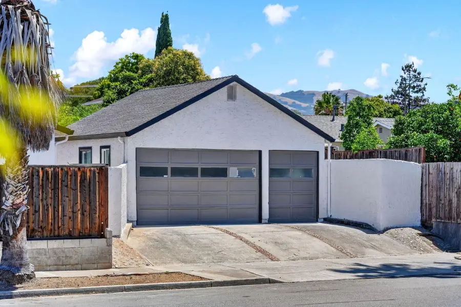 2752 Millbrae Way, San Jose, CA 95121 - #3