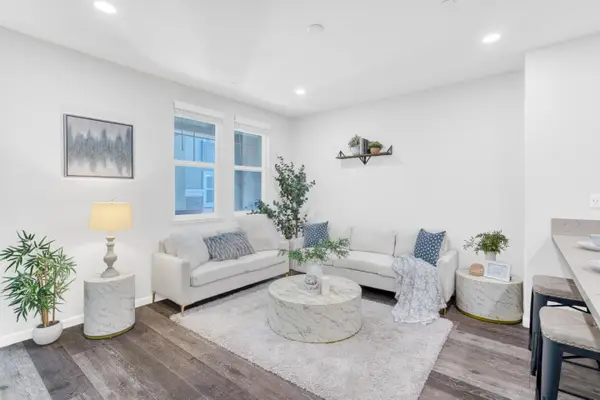 1013 Onofrio Lane  #2, San Jose, CA 95131