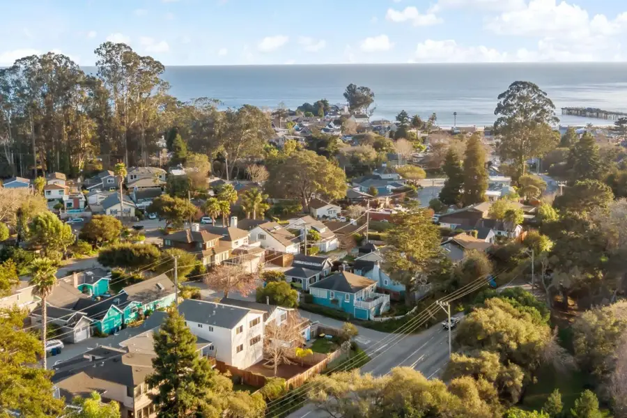 404 Monterey Avenue, Capitola, CA 95010 - #3