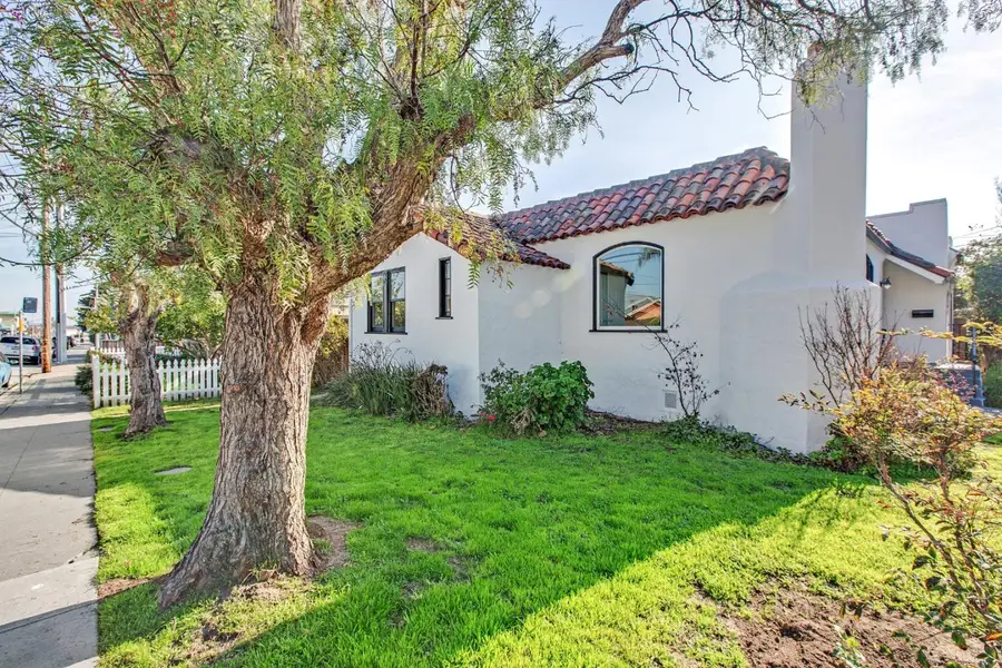498 Elm Avenue, San Bruno, CA 94066 - #2