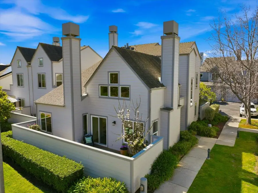 23 Binnacle Lane, Foster City, CA 94404 - #3