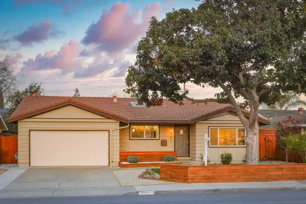 884 Hollenbeck, SUNNYVALE, CA 94087