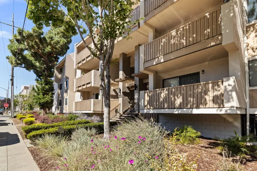 400 Ortega Avenue  #301, Mountain View, CA 94040 - #3