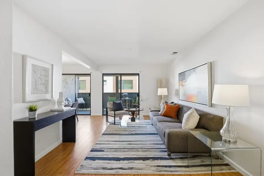 26 4th Street  #9, Los Altos, CA 94022 - #2