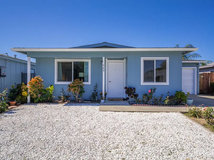 569 Cedar Drive, Watsonville, CA 95076 - #2
