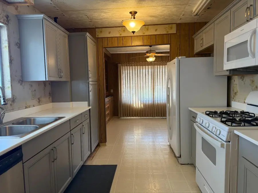 101 River Drive Space 80 Drive, King City, CA 93930 - #3