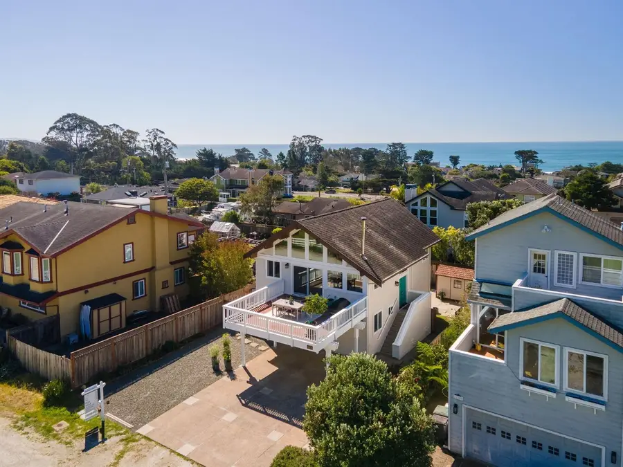 350 6th Avenue, Half Moon Bay, CA 94019 - #3