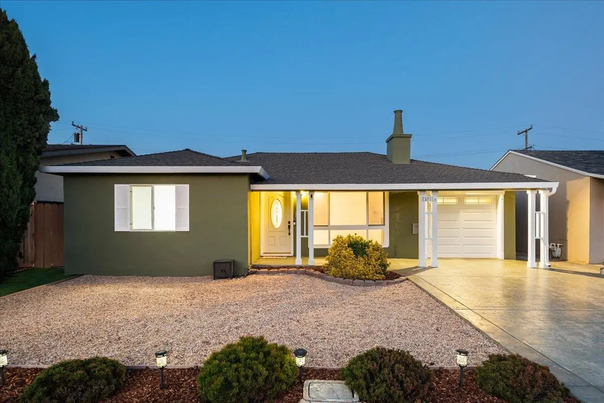 3817 Martin Drive, San Mateo, CA 94403 - #1