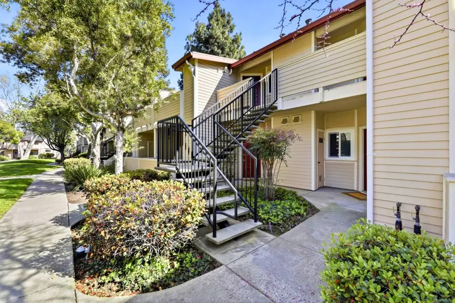 1066 Cedar Gables Drive, San Jose, CA 95118 - #2