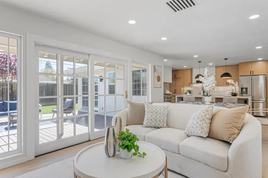 1172 Longfellow Avenue, Campbell, CA 95008 - #3