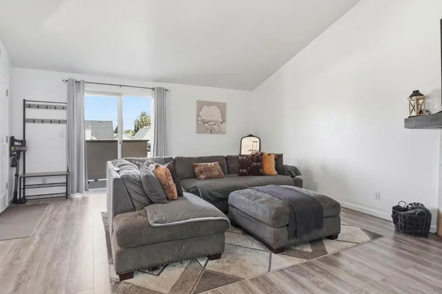 1055 Padre Drive  #2, Salinas, CA 93901 - #3