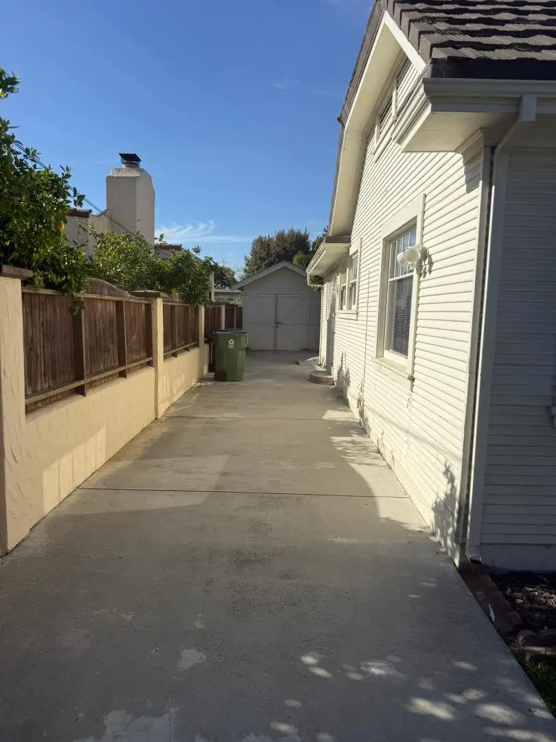 22 Willow Street, Salinas, CA 93901 - #3