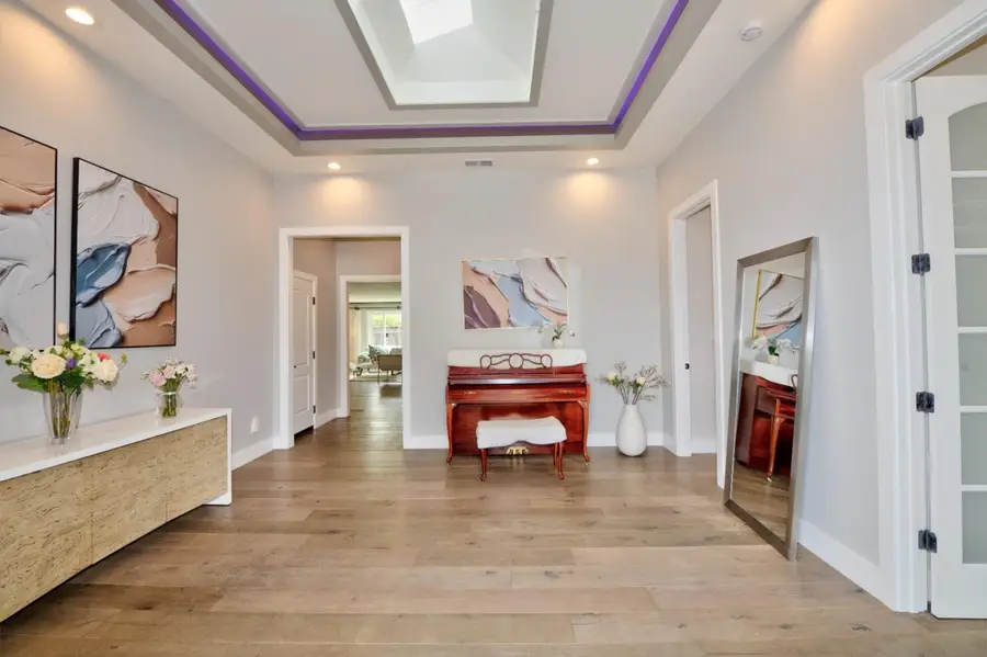 6026 Dial Way, San Jose, CA 95129 - #2