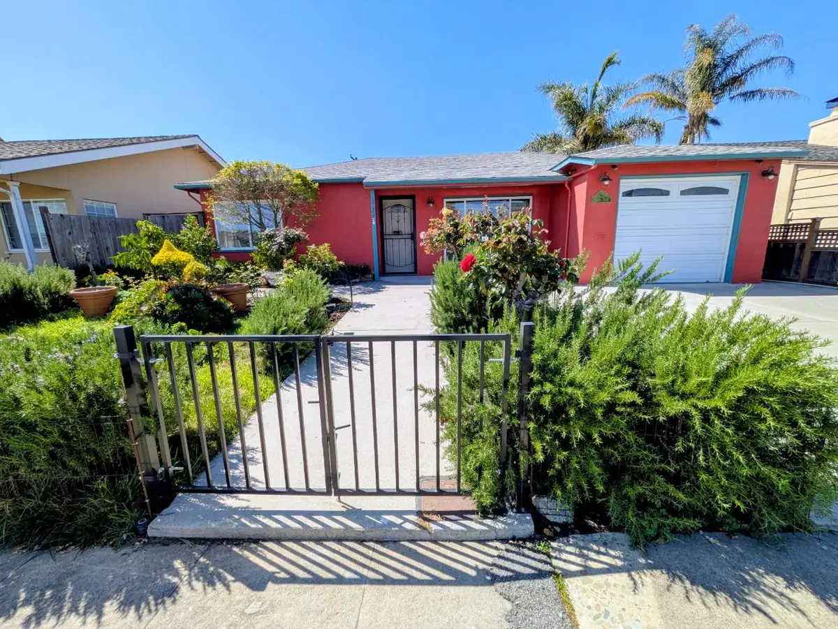 3726 Martin Drive, San Mateo, CA 94403 - #1