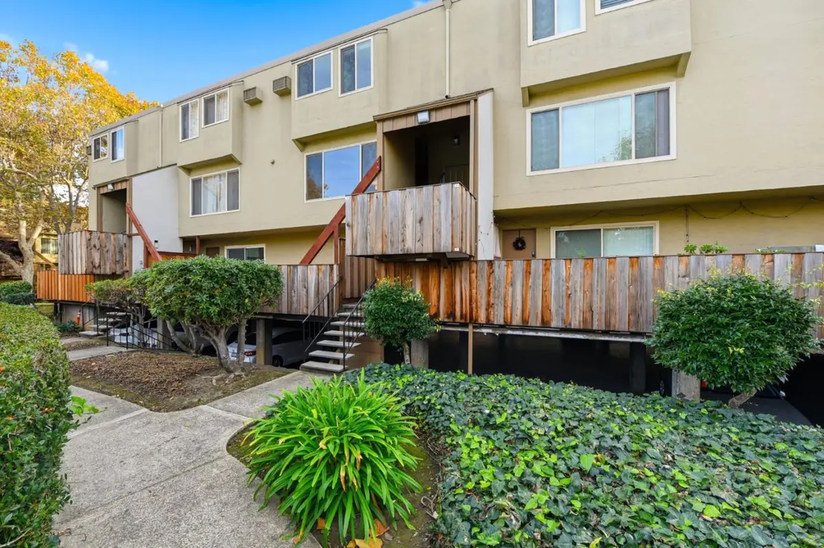 460 Auburn Way  #5, San Jose, CA 95129 - #1
