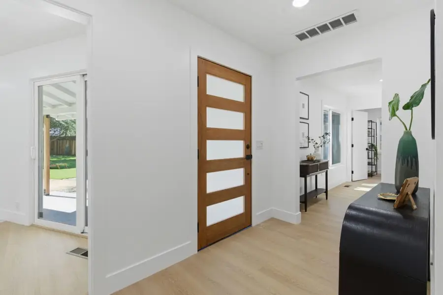 580 Green Manor Court, Palo Alto, CA 94301 - #3